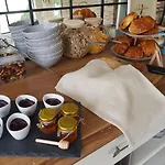 Le Clos Du Murier Bed & Breakfast Fongrave
