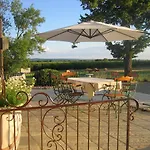 Bed & Breakfast Le Clos Du Murier 3*