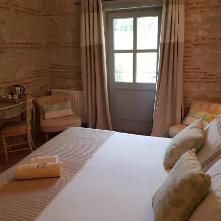 Le Clos Du Murier Bed and breakfast 3*