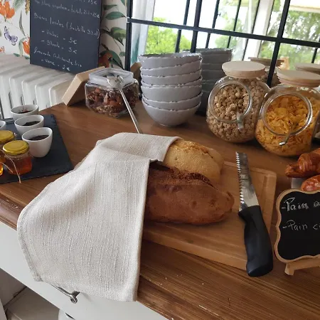 Le Clos Du Murier Bed and breakfast