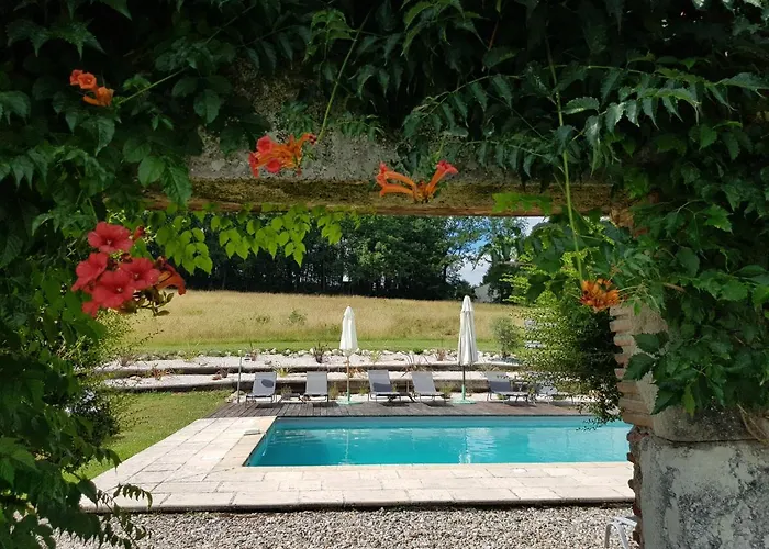 Le Clos Du Murier Bed & Breakfast Fongrave