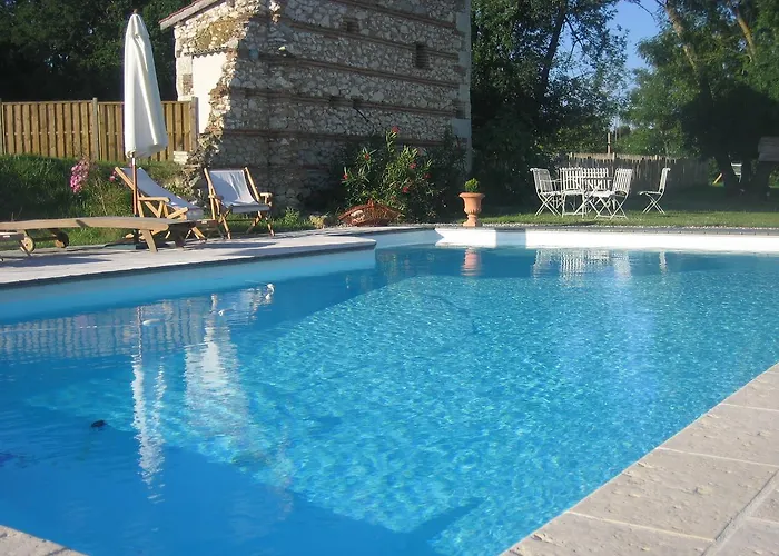 Bed & Breakfast Le Clos Du Murier 3*